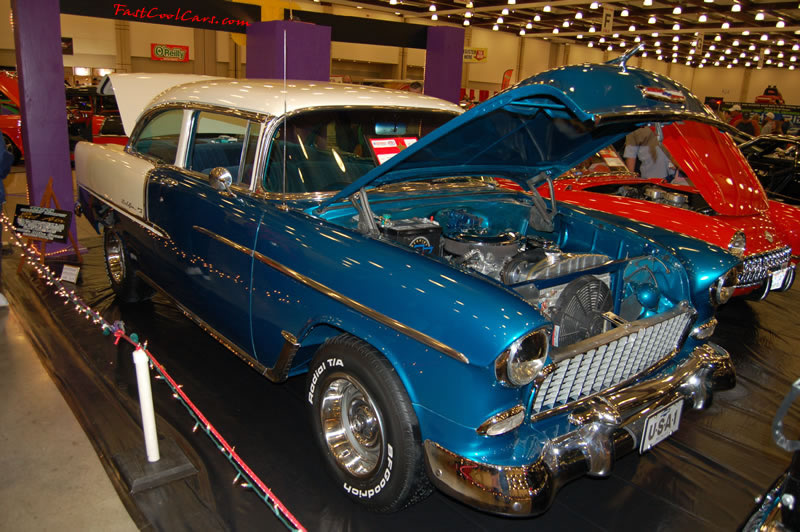The 2009 World of Wheels Show in Chattanooga, Tennessee. On Jan. 9th,10, & 11th, Pictures by Ron Landry. Nice Chevrolet, a very perfect example of a great car.