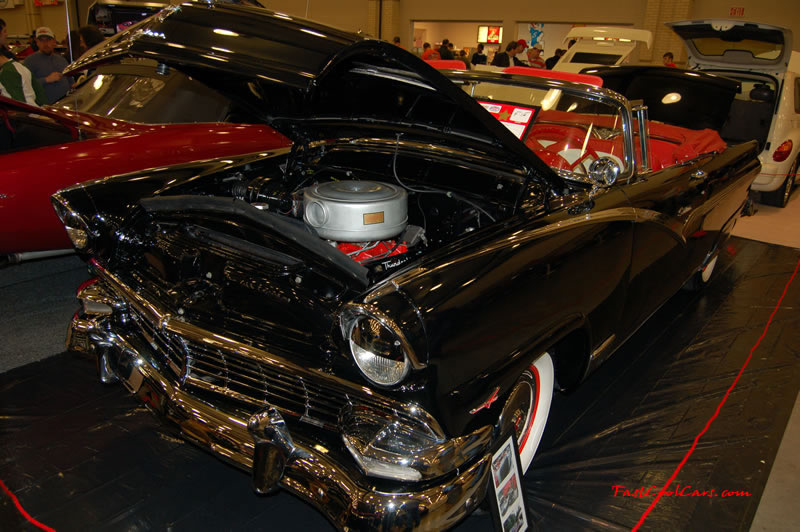 The 2009 World of Wheels Show in Chattanooga, Tennessee. On Jan. 9th,10, & 11th, Pictures by Ron Landry. Nice classic and antique convetible. Sweet red interior. Wide white wall tires too.