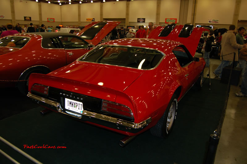 The 2009 World of Wheels Show in Chattanooga, Tennessee. On Jan. 9th,10, & 11th, Pictures by Ron Landry. The older larger honeycomb wheels are hard to find now a days.