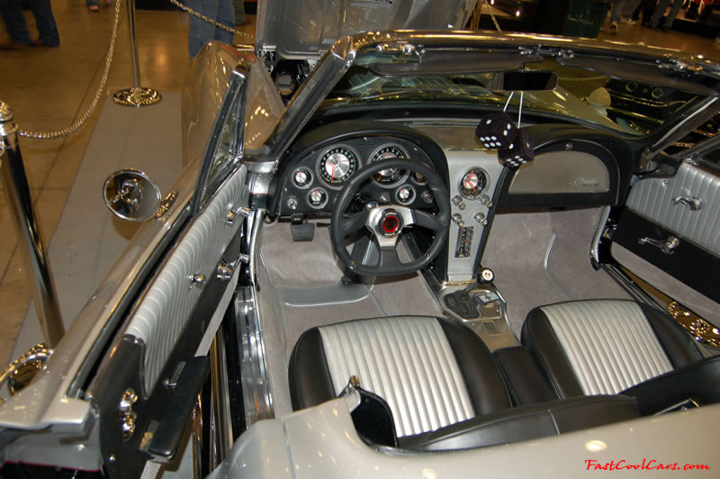 The 2009 World of Wheels Show in Chattanooga, Tennessee. On Jan. 9th,10, & 11th, Pictures by Ron Landry. Custom interior in the 63' Corvette