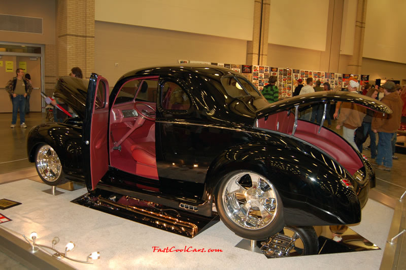The 2009 World of Wheels Show in Chattanooga, Tennessee. On Jan. 9th,10, & 11th, Pictures by Ron Landry. What a slick whip.