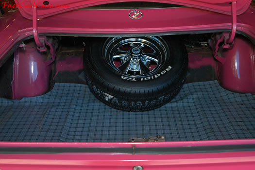 1970 Moulin Rouge Plymouth Roadrunner - one of 97 built. nice matching mag wheel spare