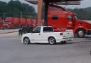 1999 Chevrolet Extreme pick-up with 18' chrome Ultras