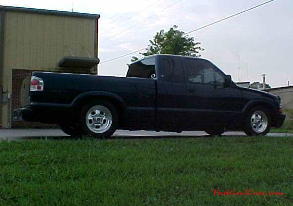 2000 s10 right side view, see how low