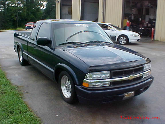 2000 s10 right front angle view