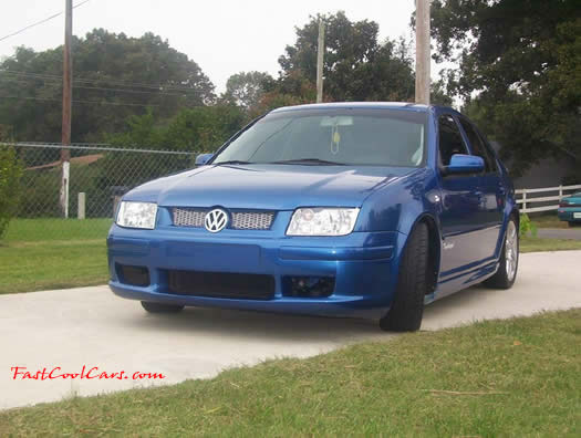 2001 VW Bora - Turbo - Intercooled - 5 Speed left front angle view