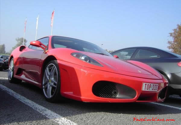 Very Fast Cool Exotic Supercar, red Ferrari