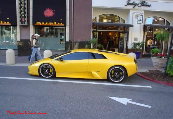 Very Fast Cool Exotic Supercar, what a whip