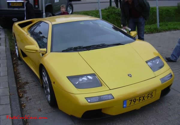 Very Fast Cool Exotic Supercar, killer whip, a yellow Lambo