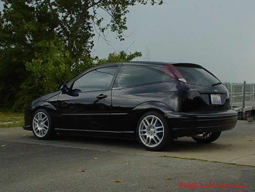 2002 Ford Focus, Sharp black fast cool car.