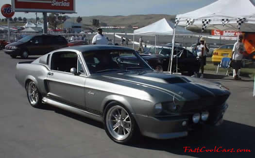1967 Ford Shelby GT500 - Front right side angle view