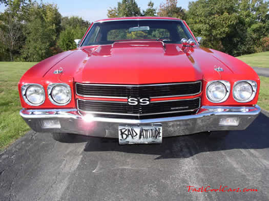 1970 Chevelle SS 454,427ci engine nice looking front end.