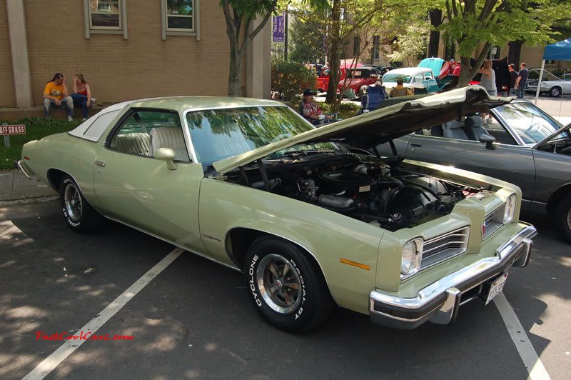Cleveland, Tennessee car shows and events with hot rods, muscle cars, famous cars, rare cars, wild cars, fast cars, cool cars, rat rods, supercharged cars, new whips, and much more.